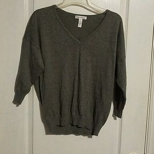 Gray vneck dolman